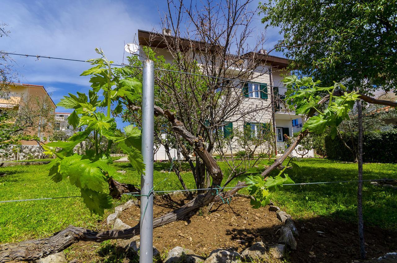 Apartments Mate โตรกีร์ ภายนอก รูปภาพ