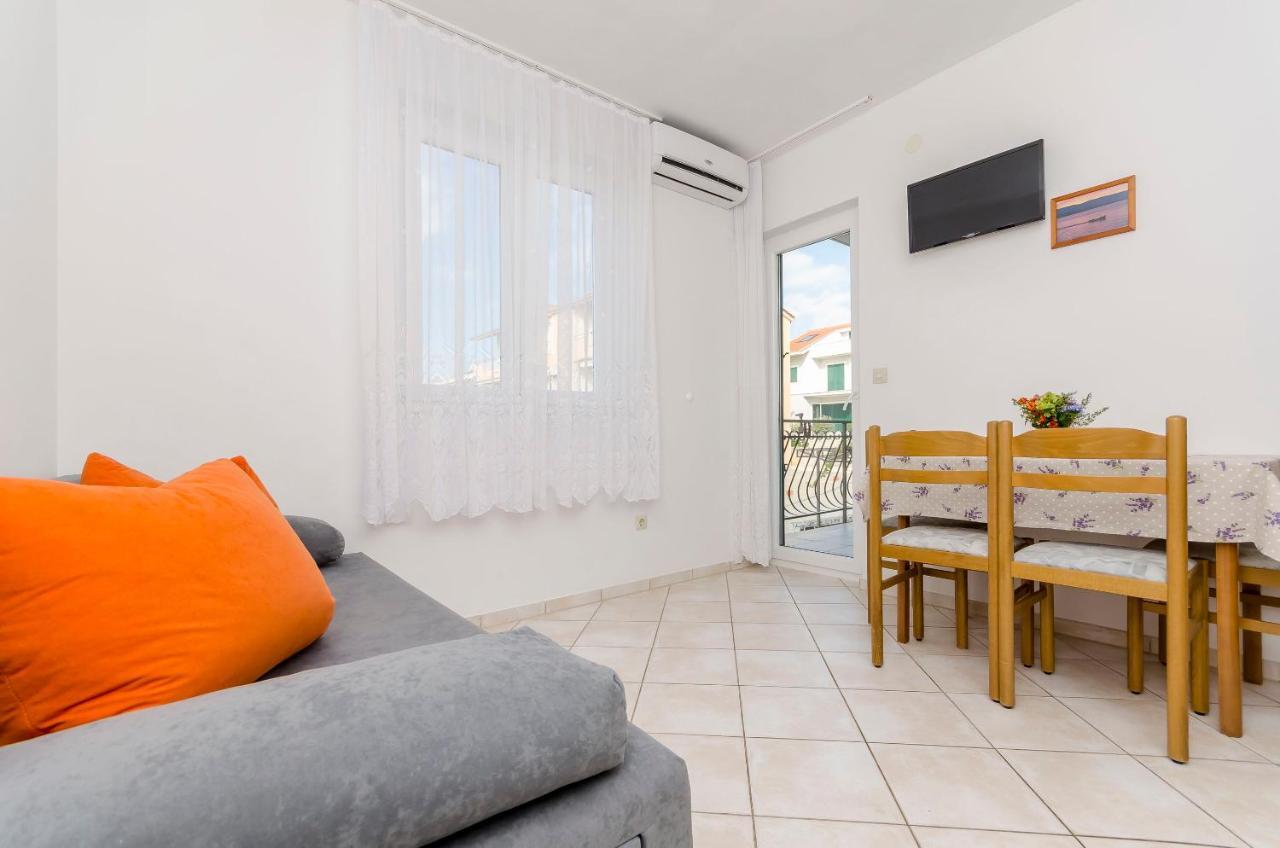 Apartments Mate โตรกีร์ ภายนอก รูปภาพ