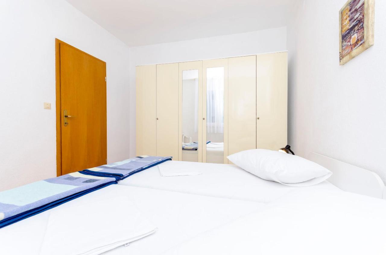 Apartments Mate โตรกีร์ ภายนอก รูปภาพ