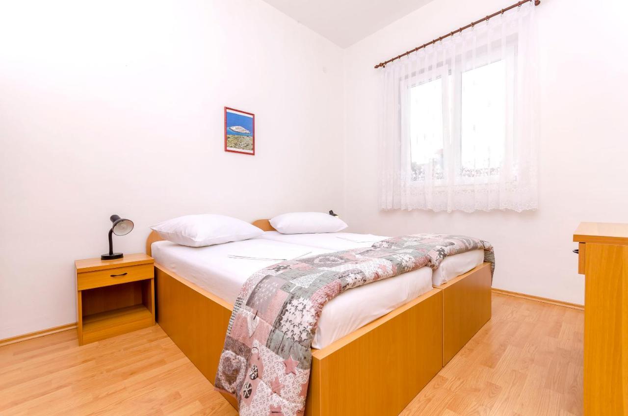 Apartments Mate โตรกีร์ ภายนอก รูปภาพ